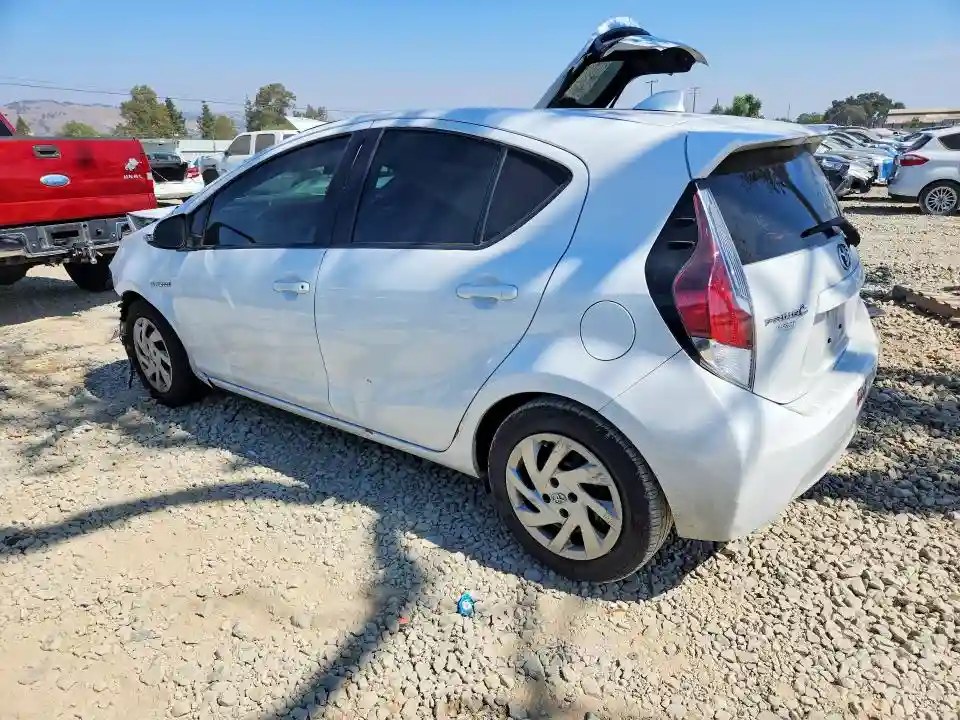 JTDKDTB34F1578014 2015 TOYOTA PRIUS C ON-1