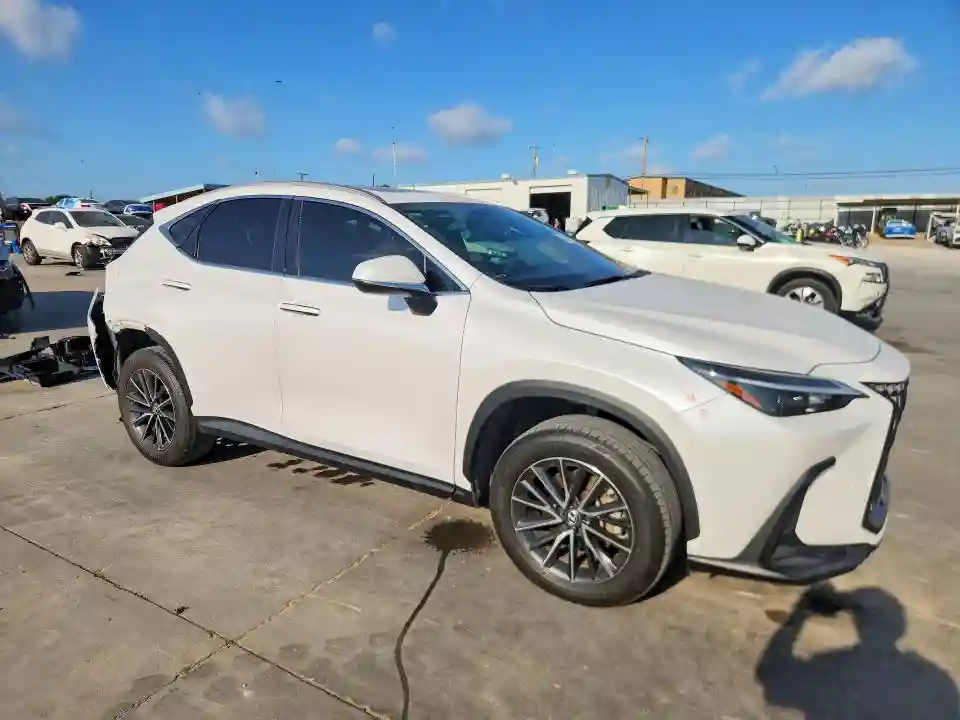 2T2GGCEZ3NC012977 2022 LEXUS NX-3