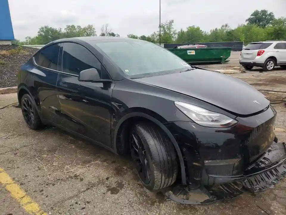 5YJYGDEE9MF183979 2021 TESLA MODEL Y-3