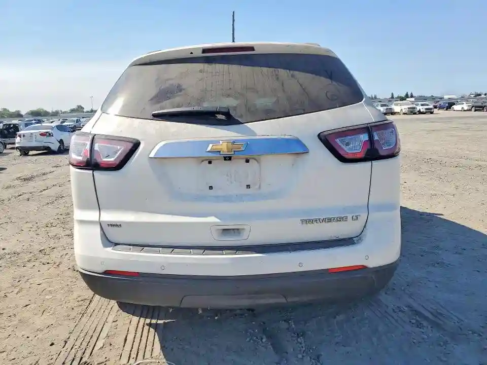 1GNKVHKD2FJ111250 2015 CHEVROLET TRAVERSE-5