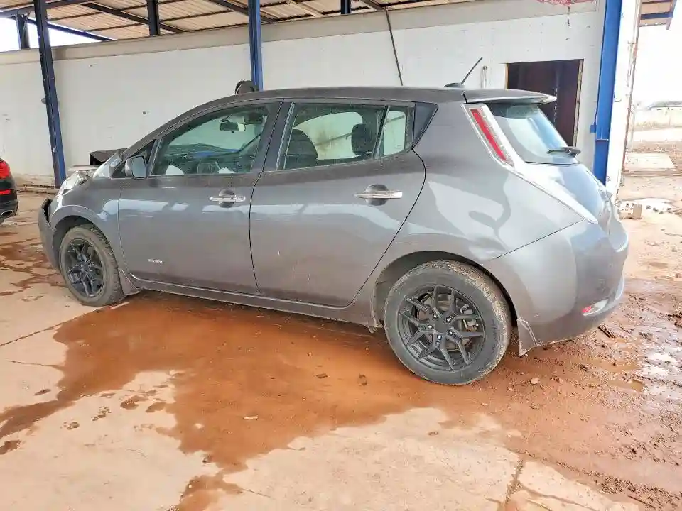 1N4BZ0CP5HC300690 2017 NISSAN LEAF-1