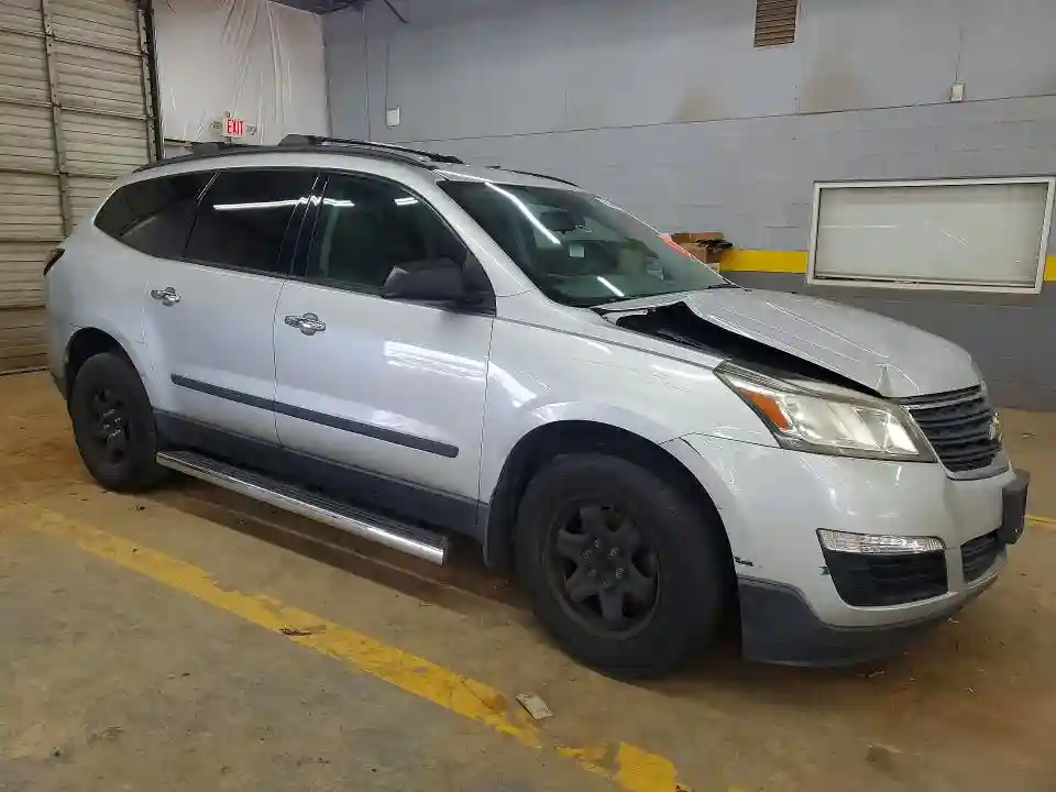1GNKVFKD1HJ267996 2017 CHEVROLET TRAVERSE-3