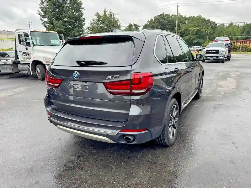 5UXKR0C58H0V66990 2017 BMW X5-2