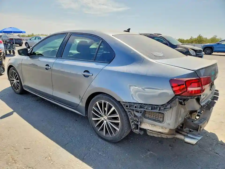 3VWD17AJ8GM302722 2016 VOLKSWAGEN JETTA-1