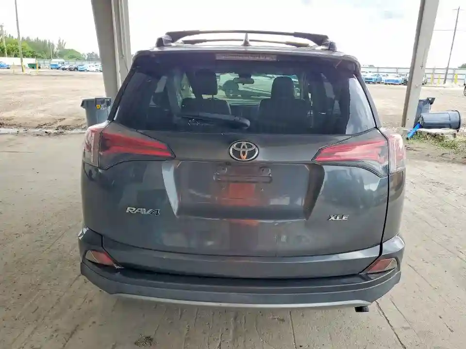 JTMWFREV6JJ162681 2018 TOYOTA RAV4-5