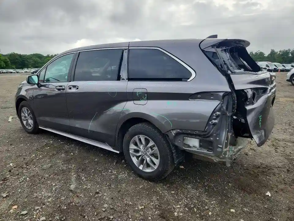 5TDKRKECXRS205350 2024 TOYOTA SIENNA-1