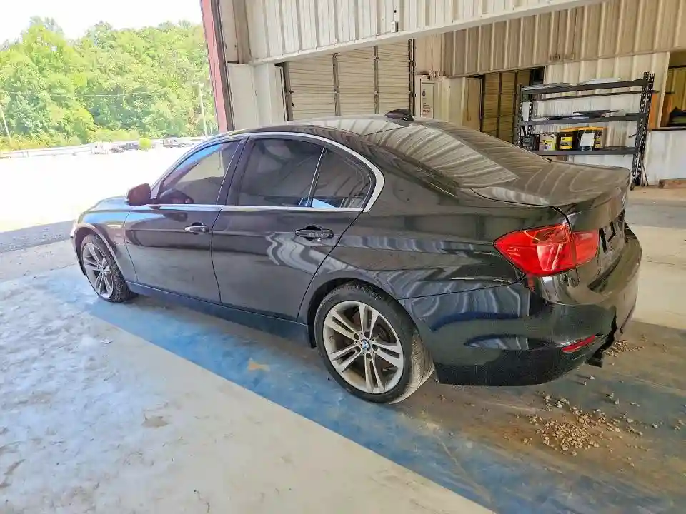 WBA3B9G50FNR93070 2015 BMW 3 SERIES-1