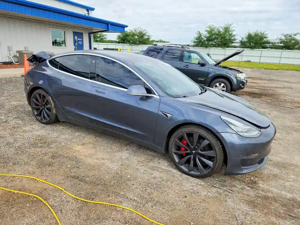 5YJ3E1EC5LF646860 2020 TESLA MODEL 3-3