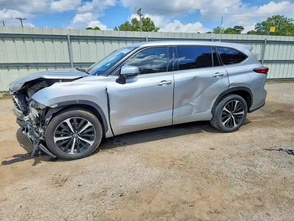 5TDZZRAH9MS078947 2021 TOYOTA HIGHLANDER-0