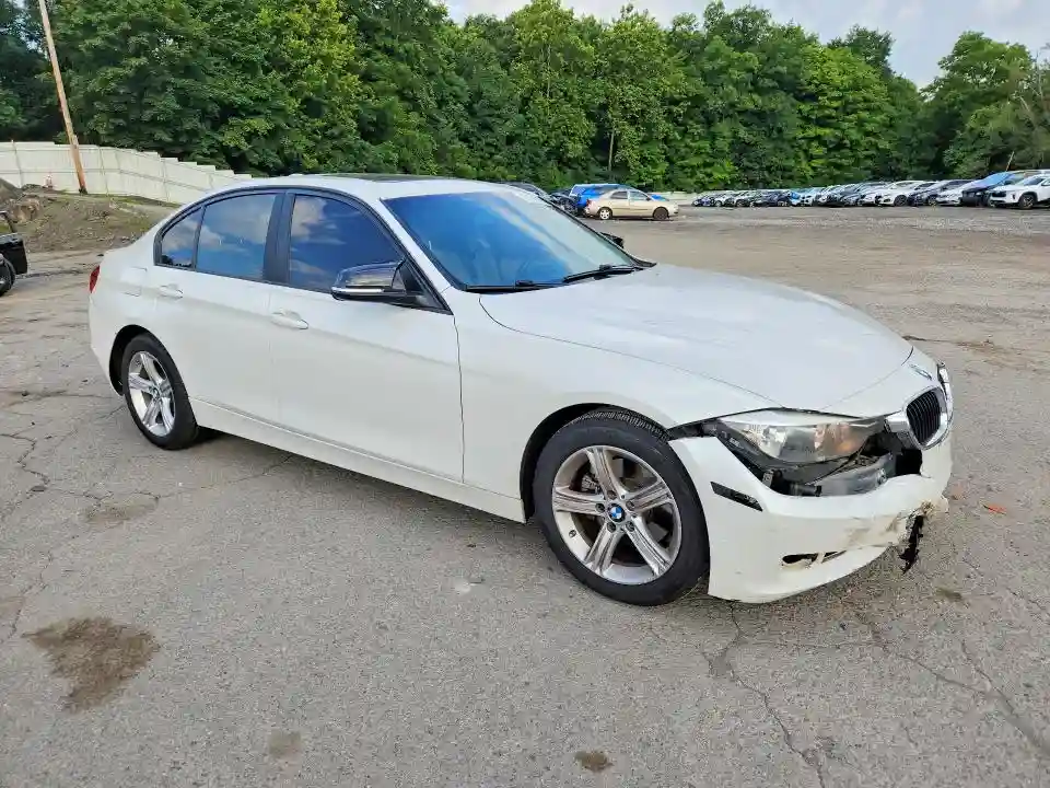 WBA3B1G53FNT63643 2015 BMW 3 SERIES-3
