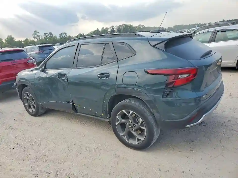KL77LHEP8SC052422 2025 CHEVROLET TRAX-1