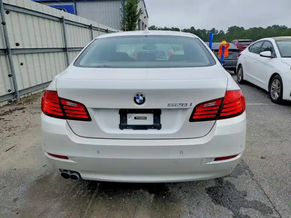 WBA5A5C54GG348275 2016 BMW 5 SERIES-5