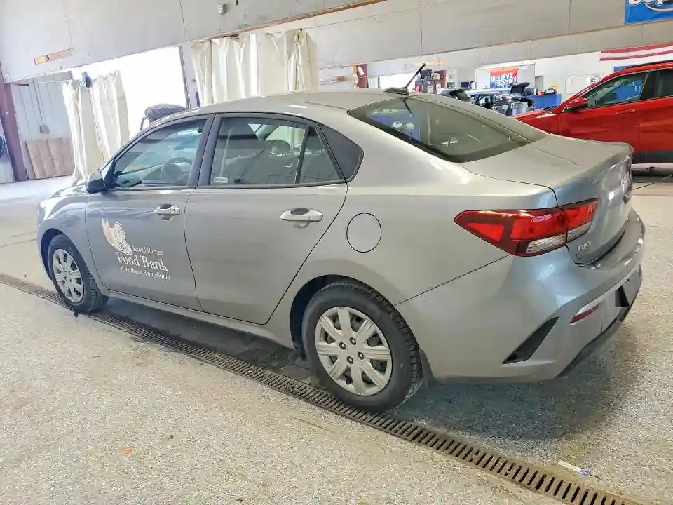 3KPA24AD8NE468516 2022 KIA RIO-1