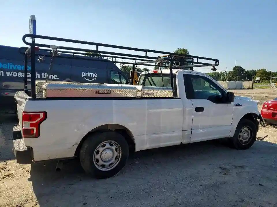 1FTMF1CB1JKD01160 2018 FORD F150-2