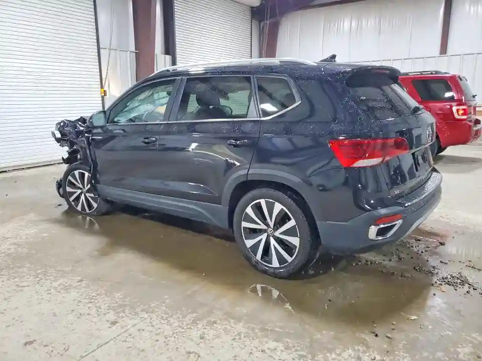 3VVNX7B2XPM327281 2023 VOLKSWAGEN TAOS-1