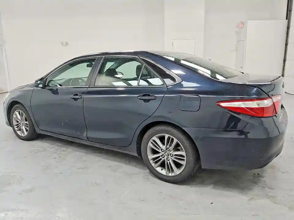 4T1BF1FK0GU585117 2016 TOYOTA CAMRY-1