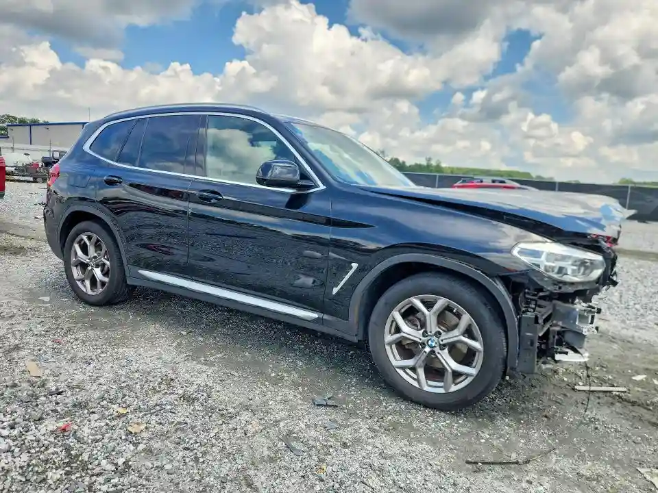 5UXTY3C02M9E50657 2021 BMW X3-3