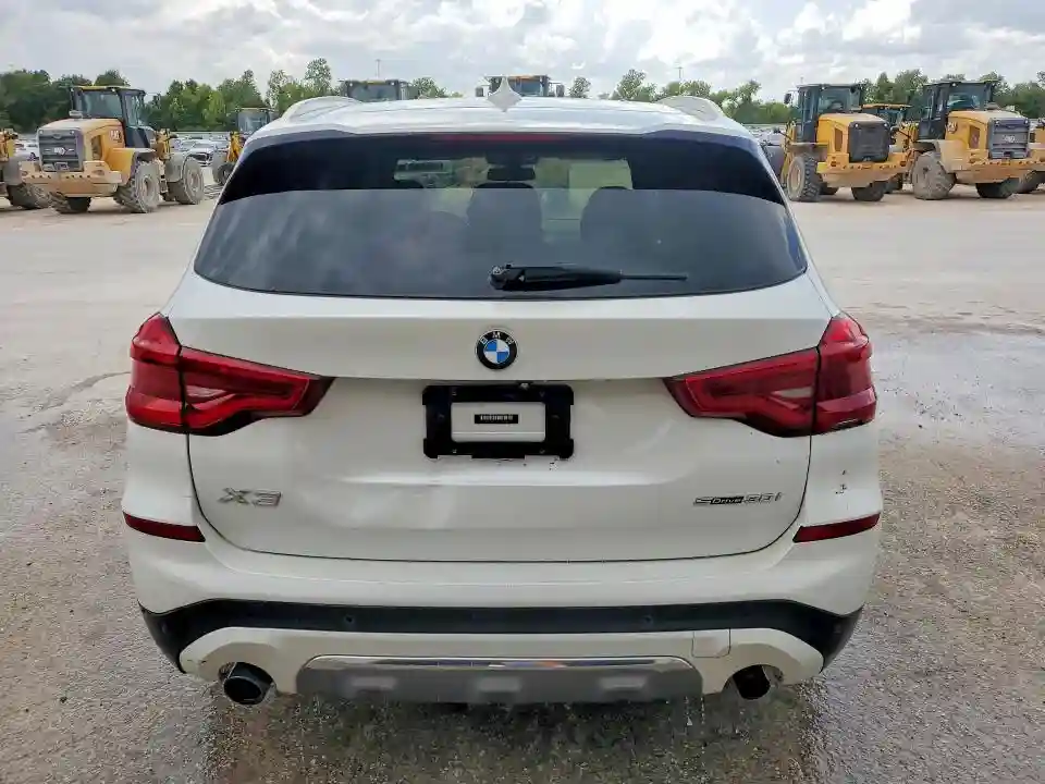 5UXTR7C54KLF29098 2019 BMW X3-5