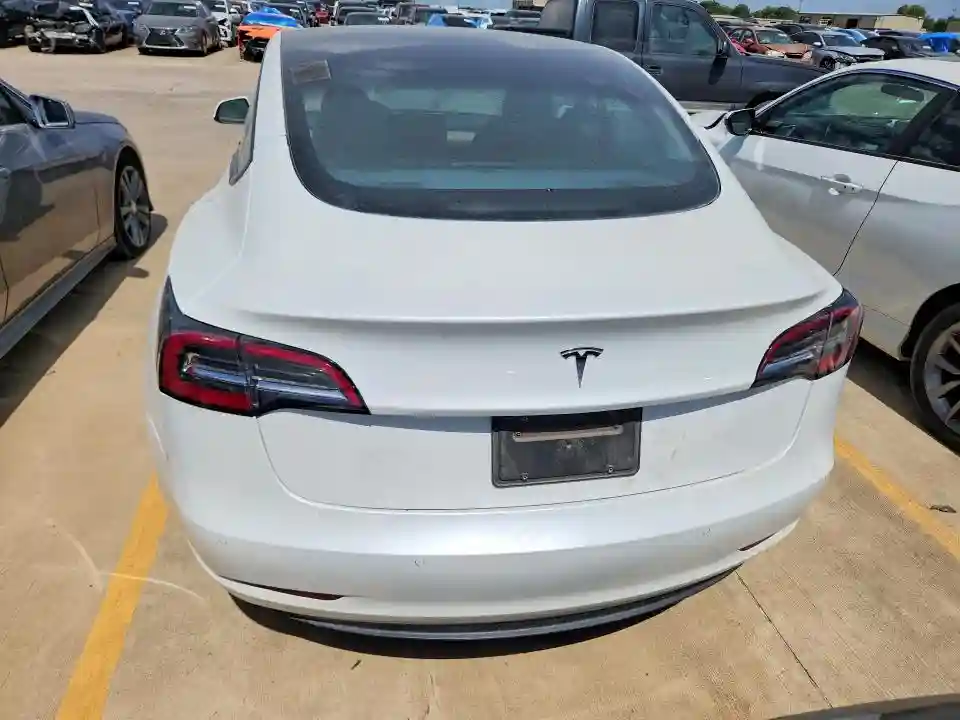 5YJ3E1EA8MF100280 2021 TESLA MODEL 3-5