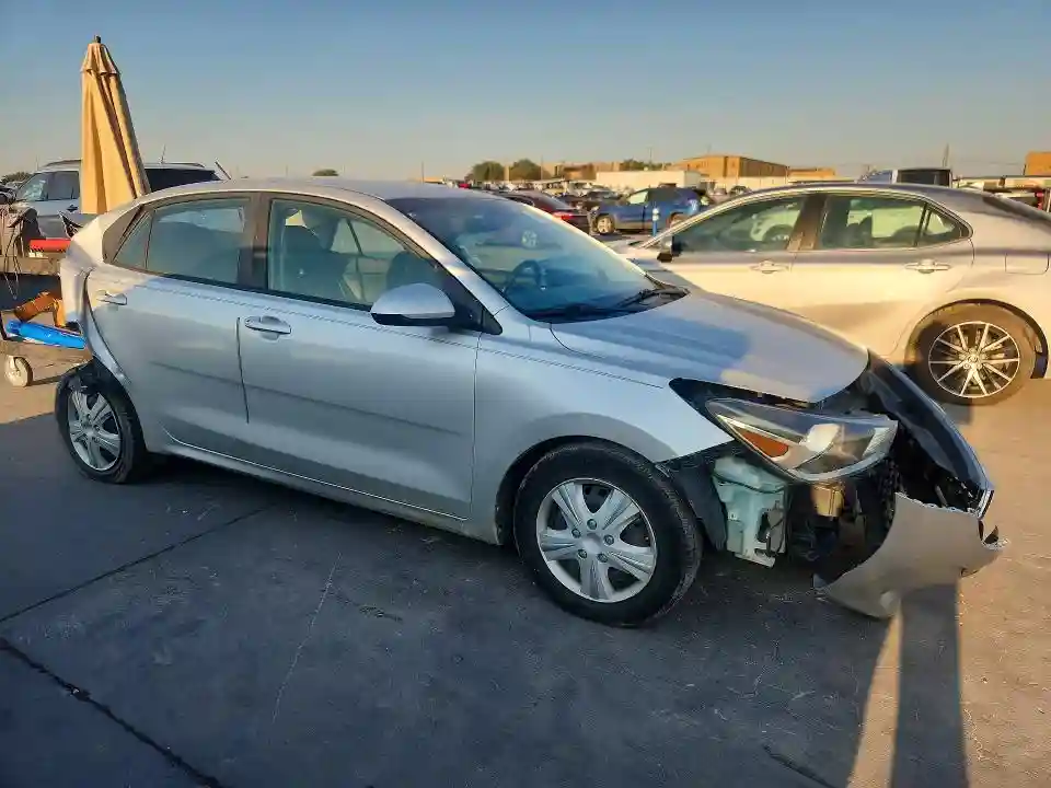 3KPA24ABXKE242892 2019 KIA RIO-3