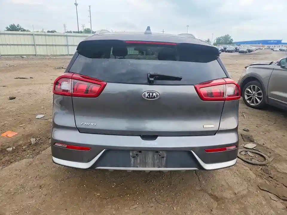 KNDCB3LC8J5142860 2018 KIA NIRO-5