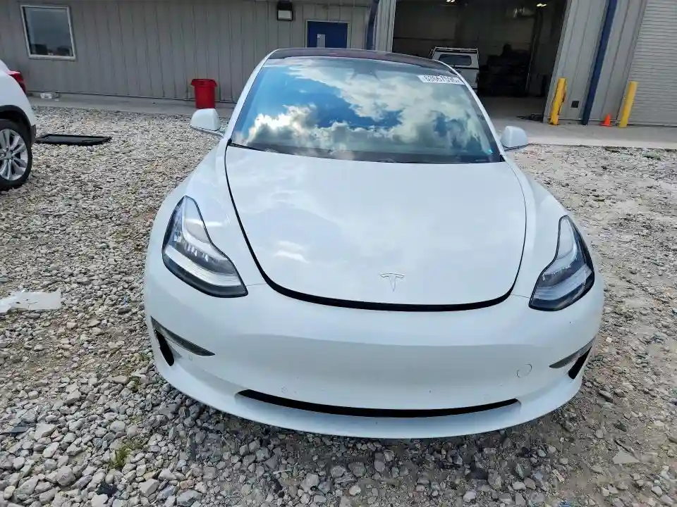 5YJ3E1EB6JF067171 2018 TESLA MODEL 3-4