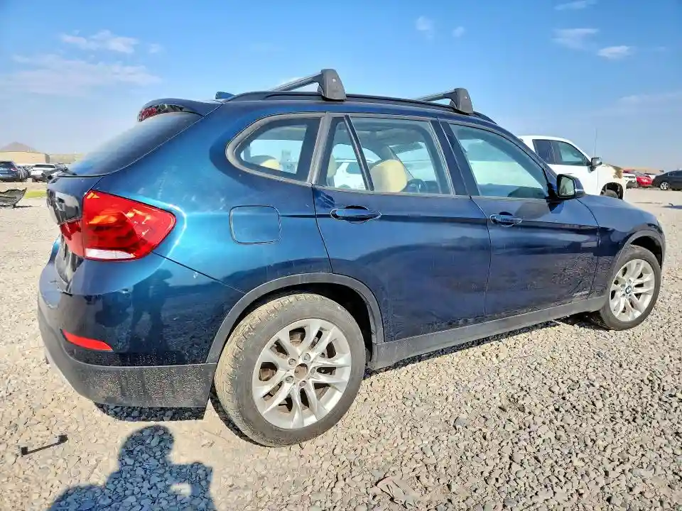 WBAVL1C57FVY37511 2015 BMW X1-2