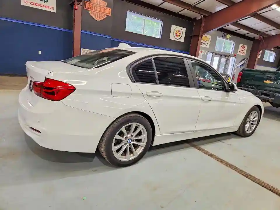 WBA8E5G55GNT93037 2016 BMW 3 SERIES-2