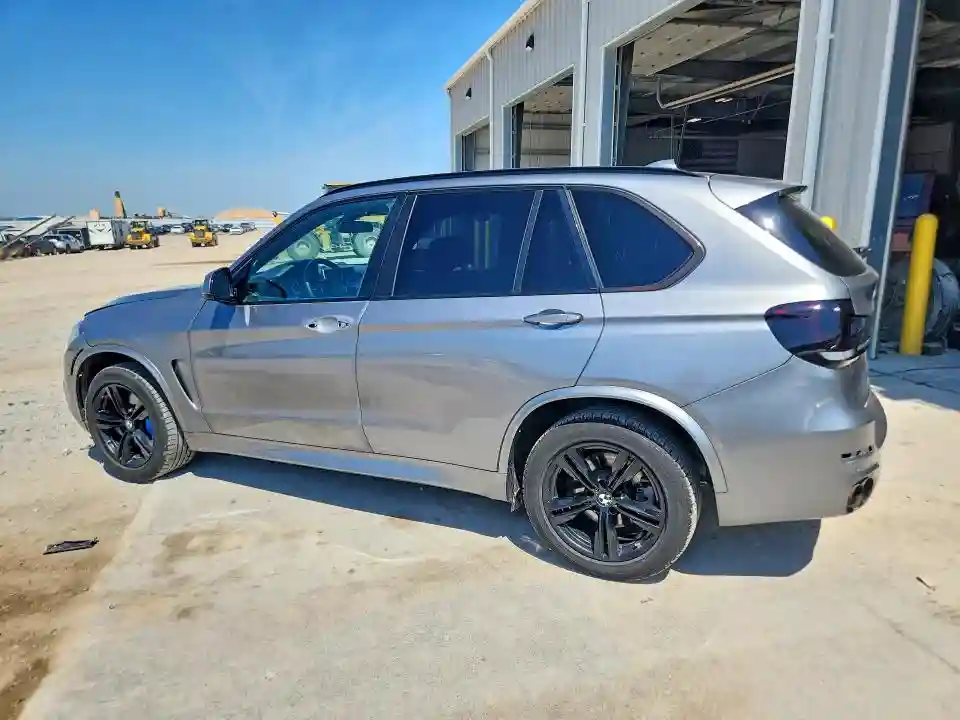 5UXKR6C50G0J80095 2016 BMW X5-1