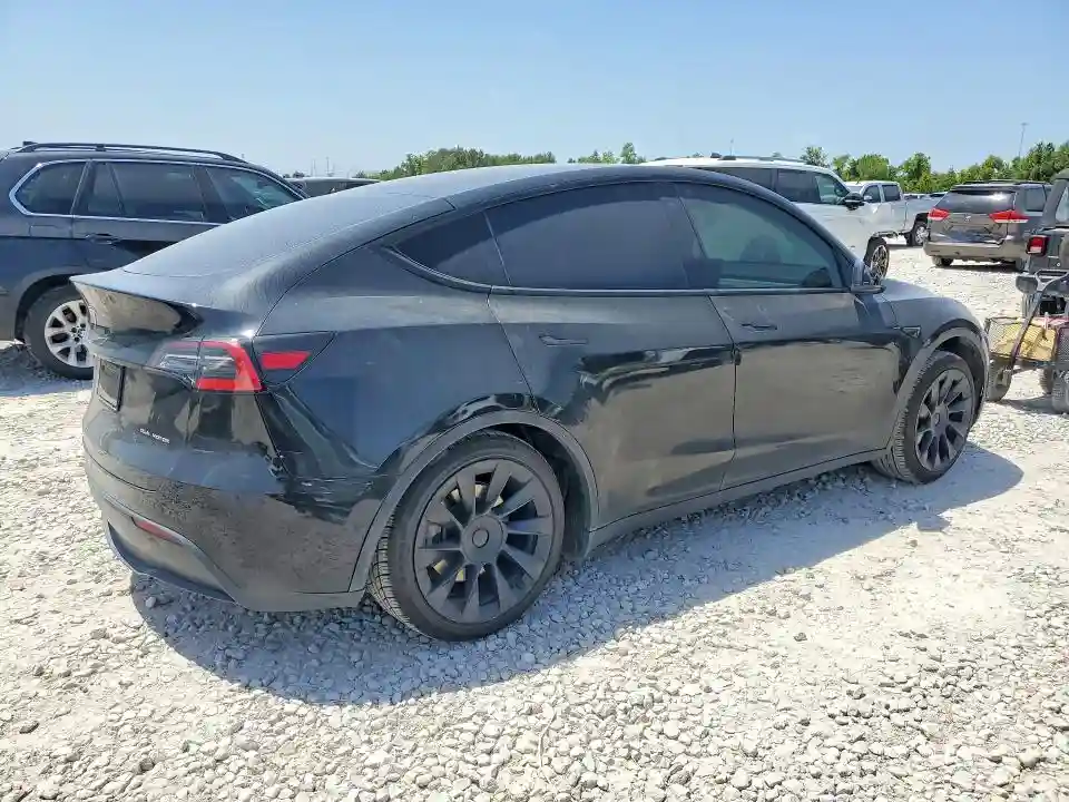 5YJYGDEE3MF143610 2021 TESLA MODEL Y-2
