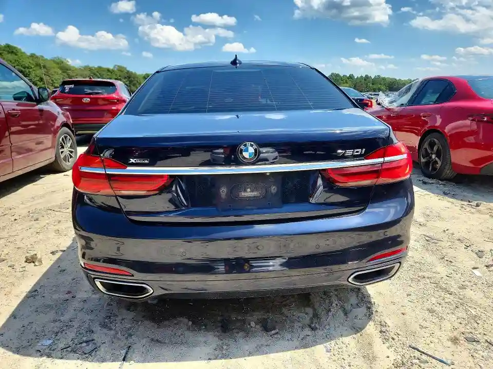 WBA7F2C59HG422087 2017 BMW 7 SERIES-5
