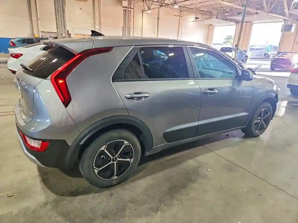 KNDCP3LE4T5341233 2026 KIA NIRO-2