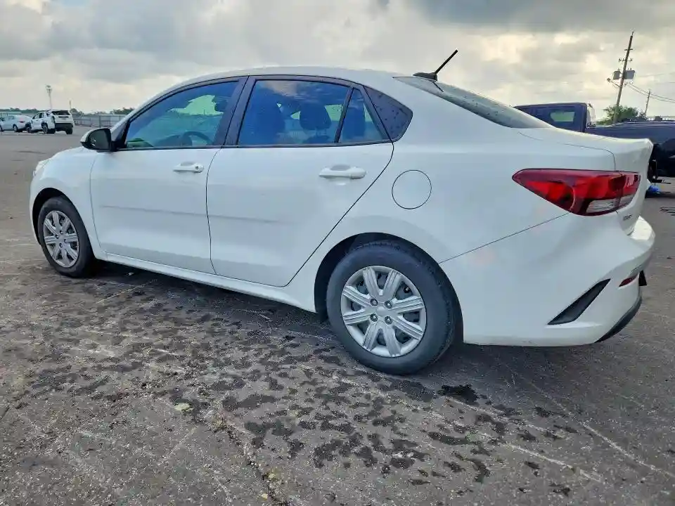 3KPA24AD1NE431033 2022 KIA RIO-1