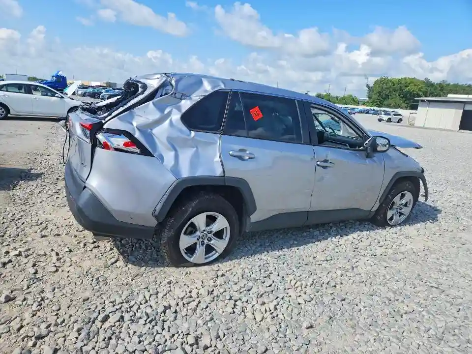 2T3W1RFV2MC164366 2021 TOYOTA RAV4-2