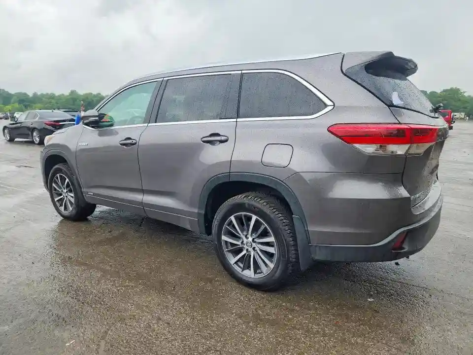 5TDJGRFH6HS031795 2017 TOYOTA HIGHLANDER-1