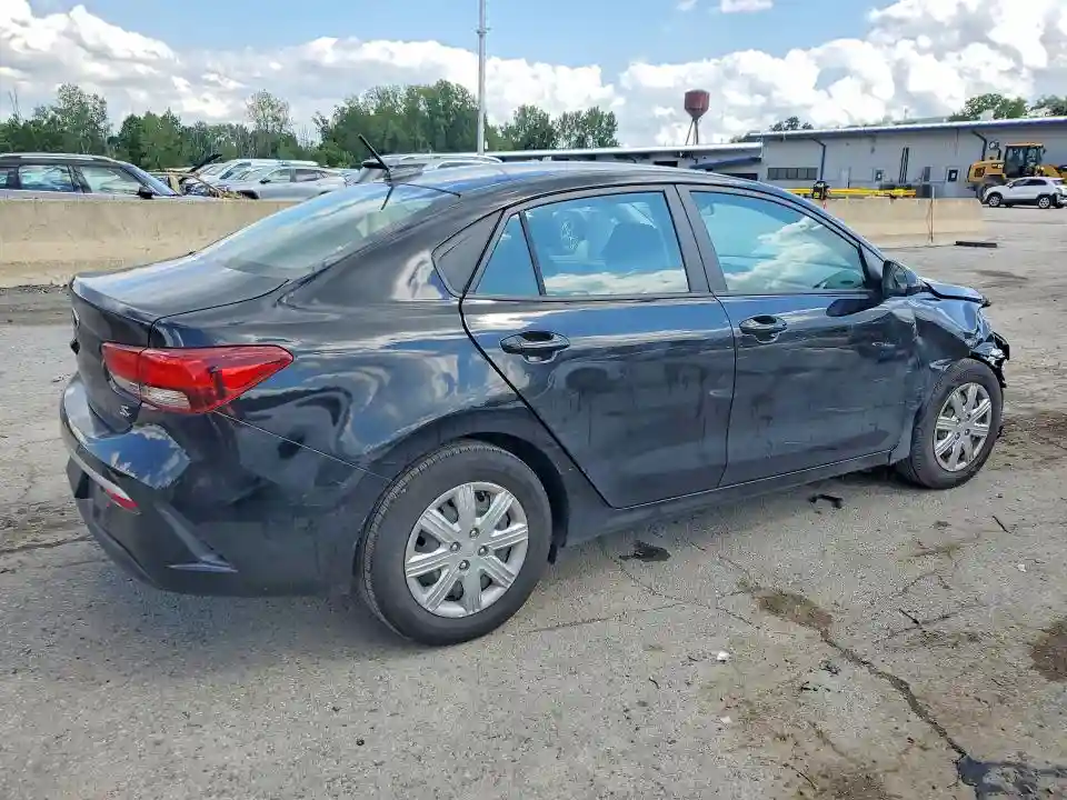 3KPA24AD8ME420500 2021 KIA RIO-2