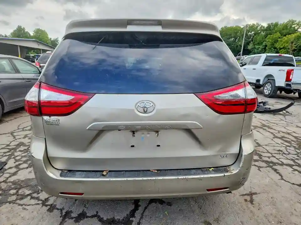 5TDYZ3DC3HS775321 2017 TOYOTA SIENNA-5