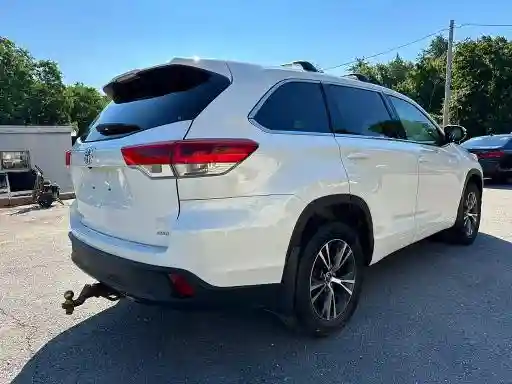 5TDBZRFH3JS891836 2018 TOYOTA HIGHLANDER-2