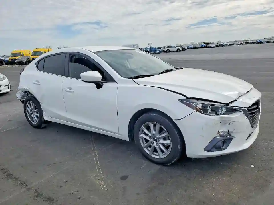 3MZBM1V77FM232087 2015 MAZDA 3-3