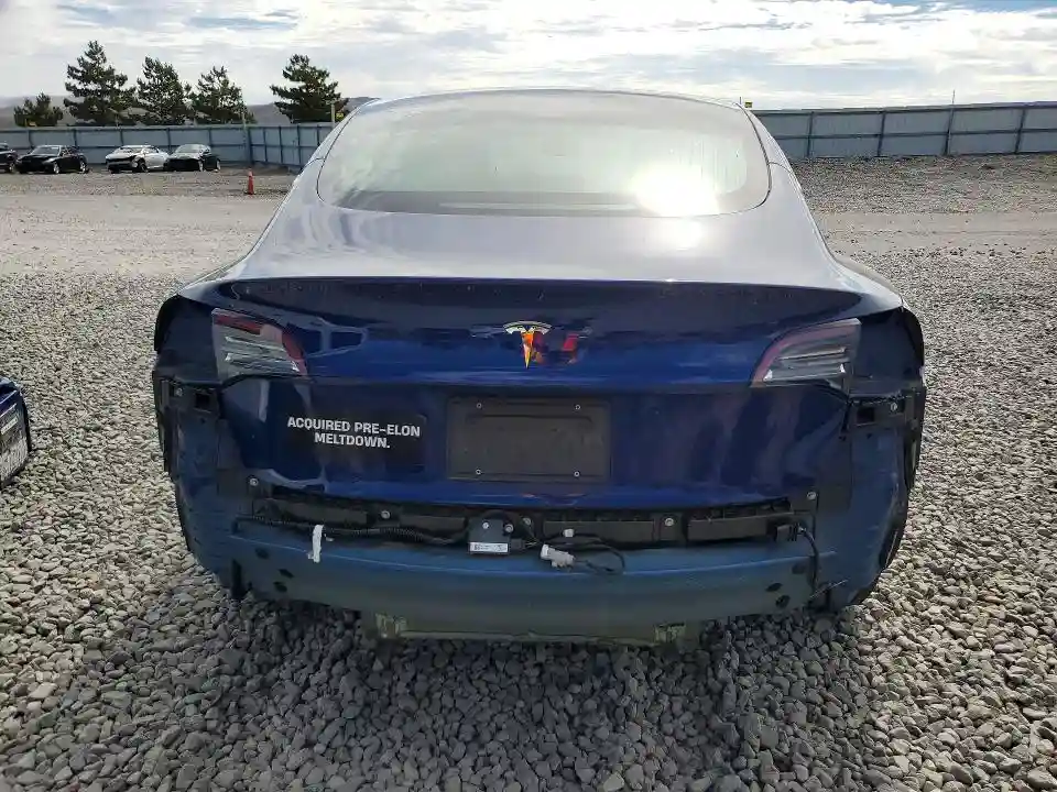 5YJ3E1EA6KF299553 2019 TESLA MODEL 3-5