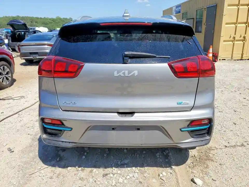 KNDCC3LG0N5161232 2022 KIA NIRO EV S-5