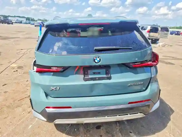 WBX73EF04T5688105 2026 BMW X1-5