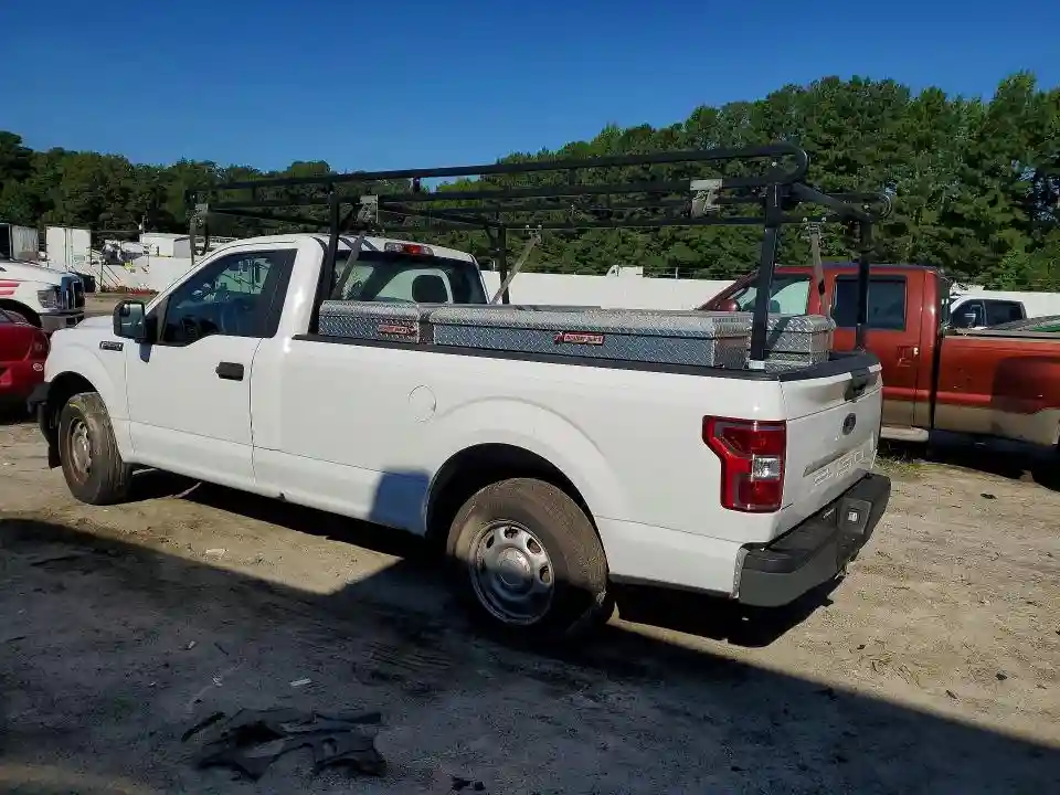 1FTMF1CB1JKD01160 2018 FORD F150-1