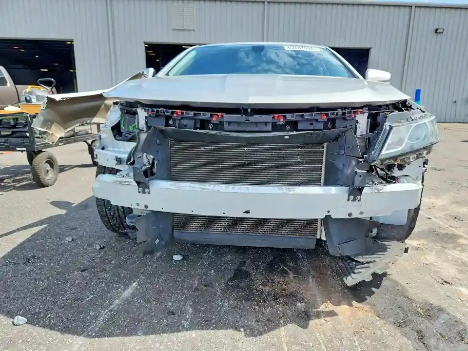 2G1105S32J9159806 2018 CHEVROLET IMPALA-4