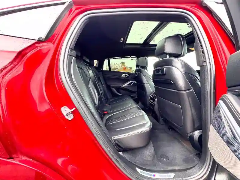 5UXCY8C09M9E51267 2021 BMW X6-5