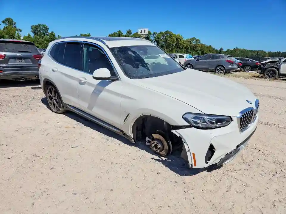 5UX43DP00N9L75555 2022 BMW X3-3