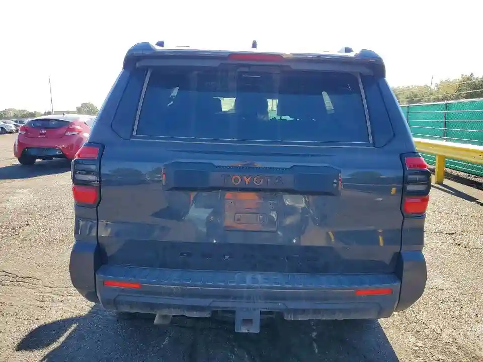 JTEVA5BR9S5011057 2025 TOYOTA 4RUNNER-5
