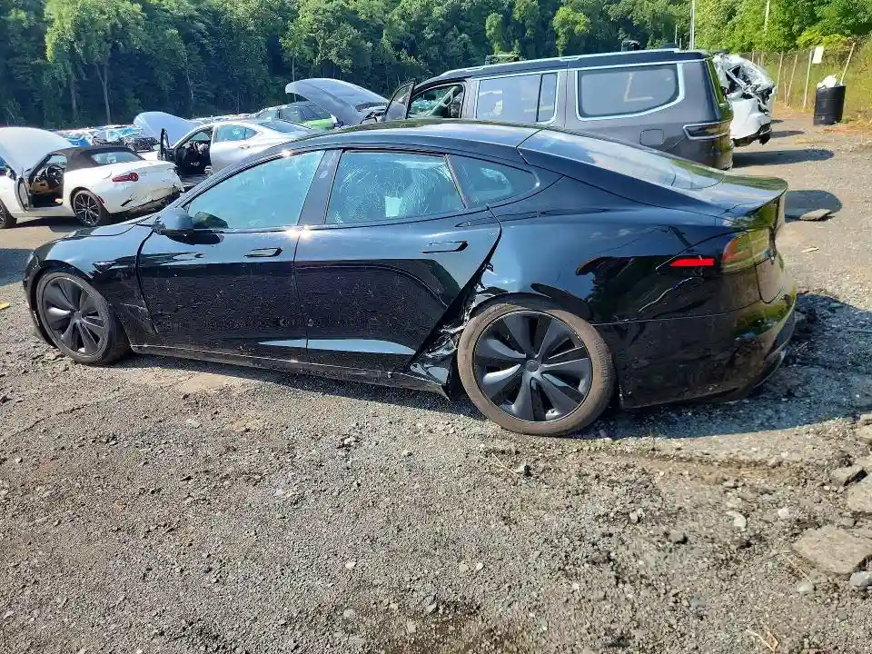 5YJSA1E52RF543624 2024 TESLA MODEL S-1