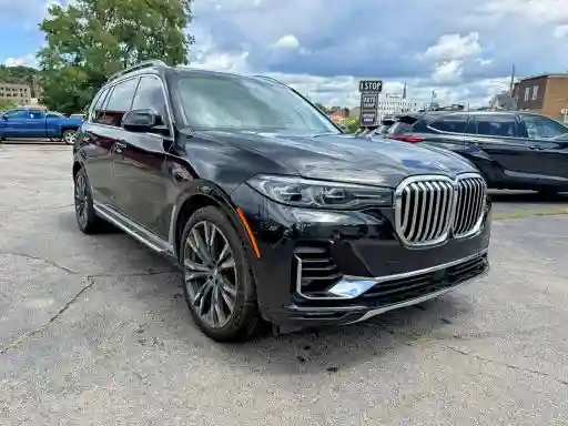5UXCX4C59KLS36573 2019 BMW X7-3