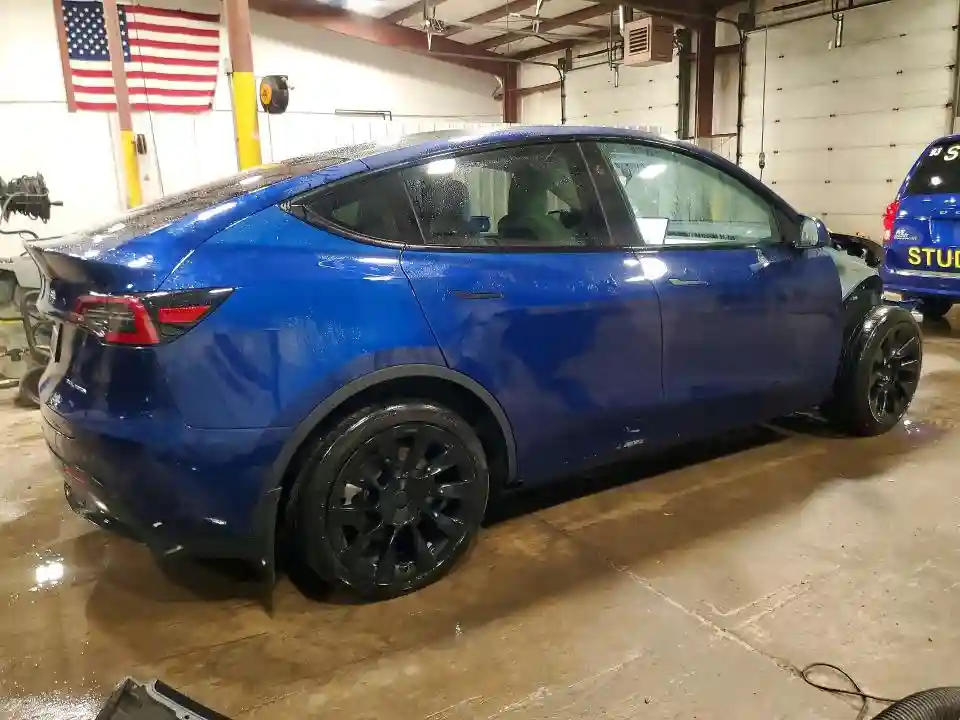 7SAYGDEE5PA181389 2023 TESLA MODEL Y-2